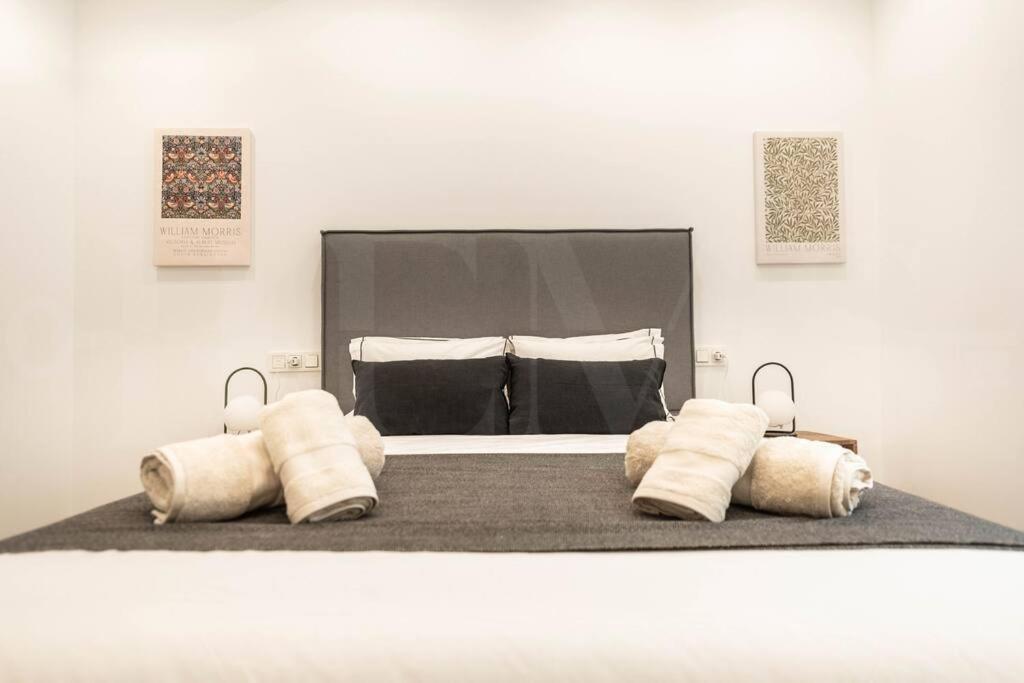 Calm Apartment With Private Patio By Rems Málaga Extérieur photo