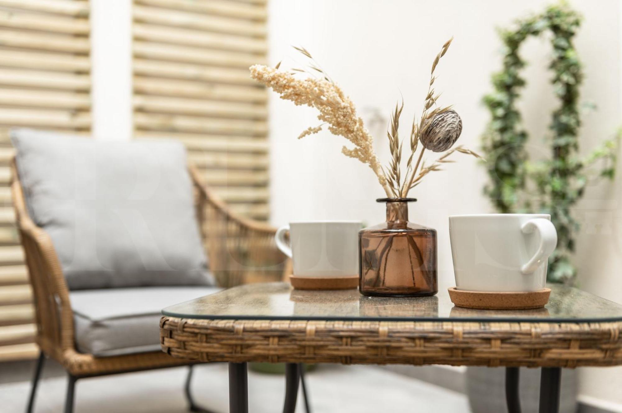 Calm Apartment With Private Patio By Rems Málaga Extérieur photo